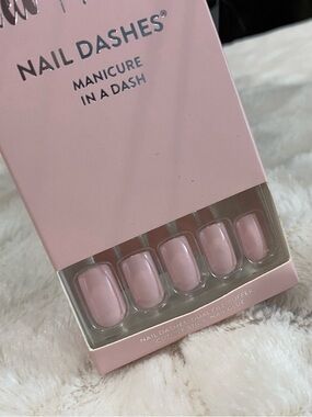 Press-On Nail Set - Soft Pink